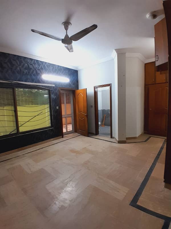 3 Bed 10 Marla Basement For Rent in E-11 MPCHS Islamabad 9