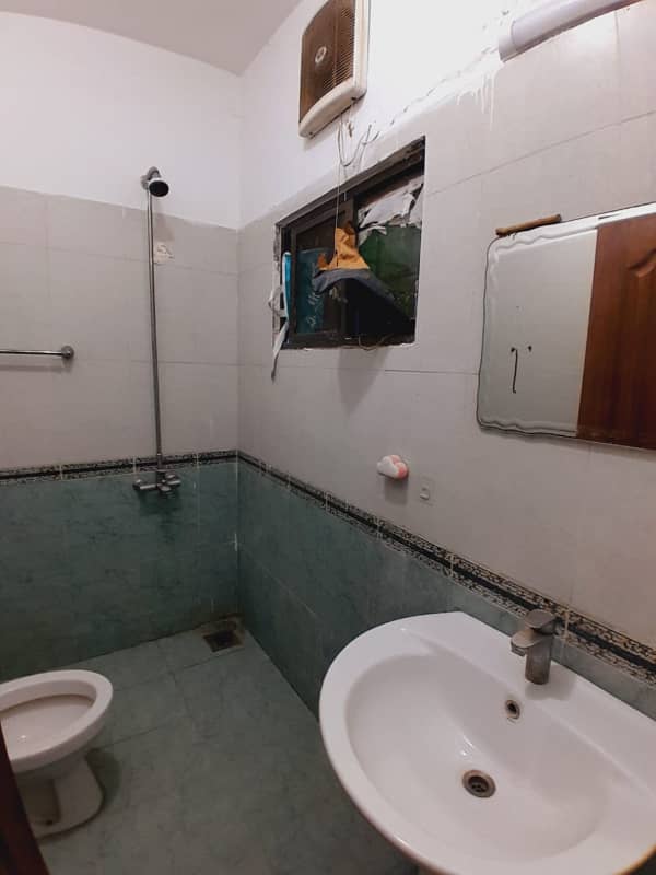 3 Bed 10 Marla Basement For Rent in E-11 MPCHS Islamabad 12