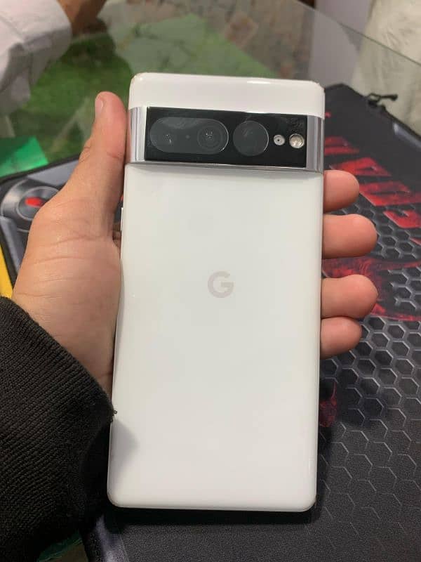 1 piece of Google Pixel 7 pro 0