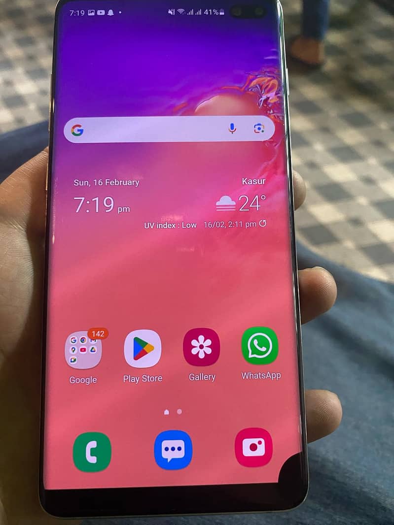 Samsung Mobile S10 Plus 10