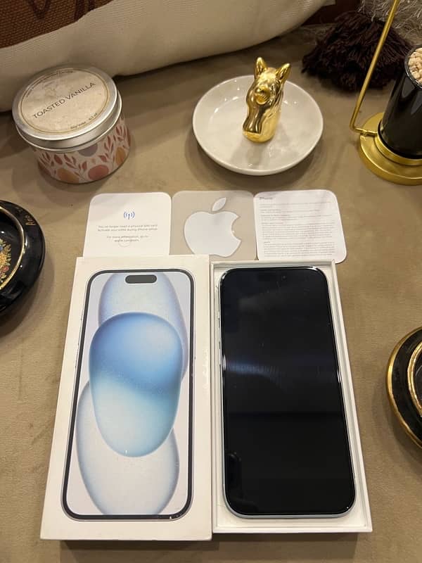 iPhone 15 ice blue 128gb 4 month sim time(03057530000) 2