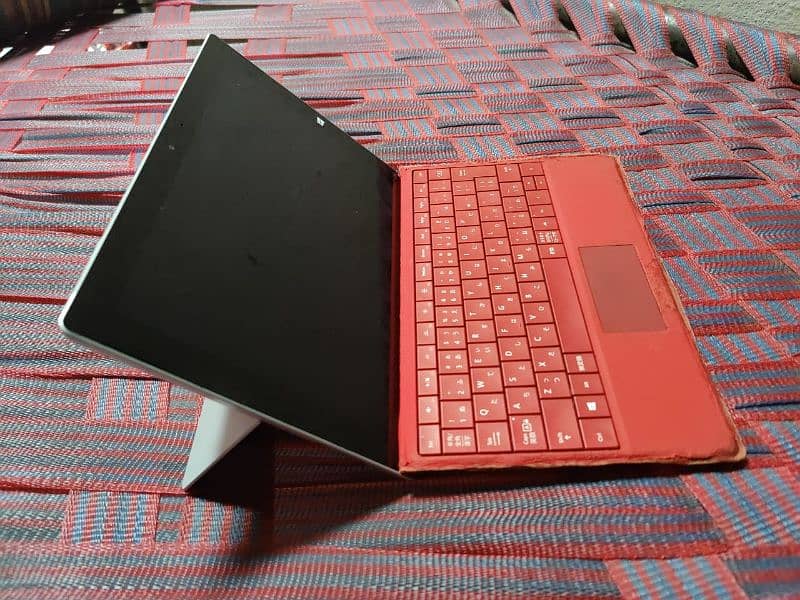 Microsoft surface 3 7th Gen 2