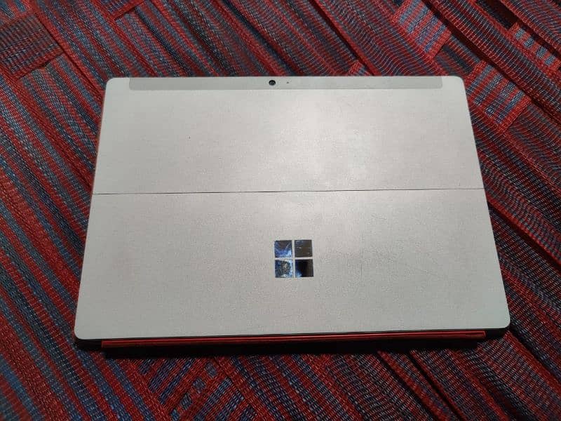 Microsoft surface 3 7th Gen 8