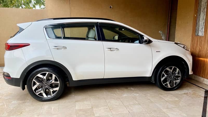 KIA Sportage 2020 A+ condition 8