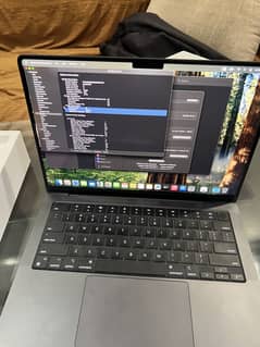 Macbook Pro M4 Pro 2024 14.2 24 GB/512 GB- Space Black -MX2H3LL - USA