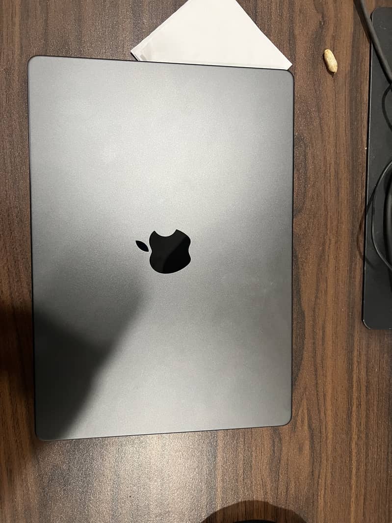 Macbook Pro M4 Pro 2024 14.2 24 GB/512 GB- Space Black -MX2H3LL - USA 4