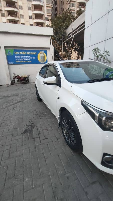 Toyota Altis Grande 2017 11