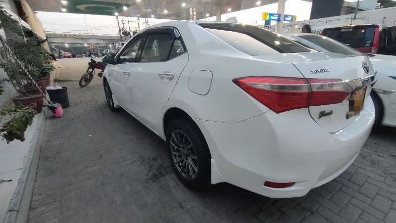 Toyota Altis Grande 2017 16