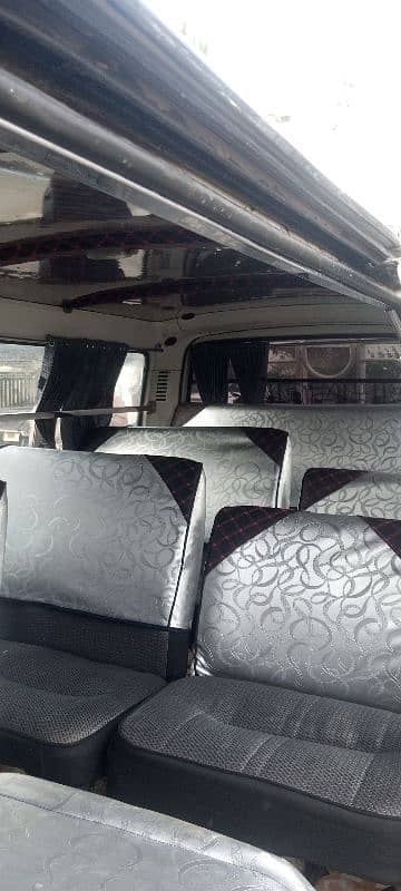 Toyota hiace 6