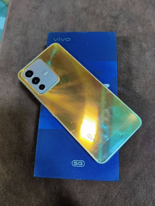 Vivo V23 5G. . . . . 12GB. 256. GB 1