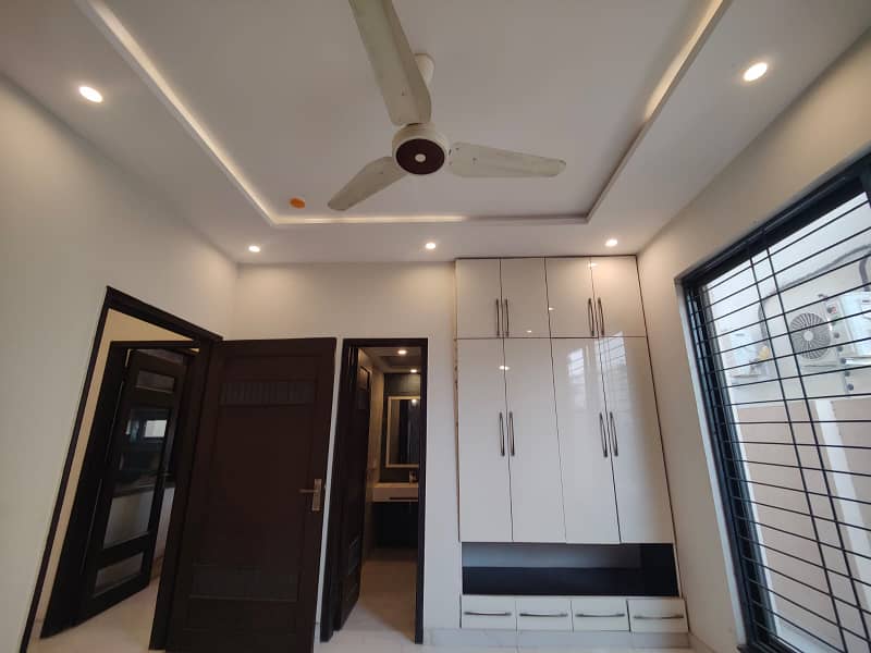 DHA LAHORE PHASE 5 1-Kanal 6-Bedrrom Full-House Available For RENT 19