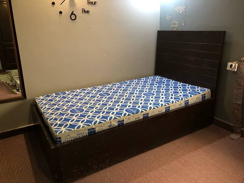 Oak Wood Single Bed + Mattress 0