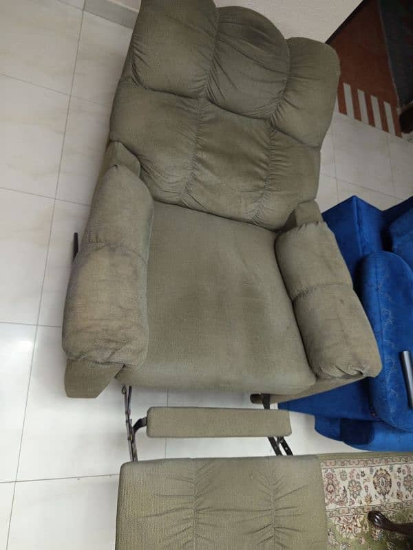 recliner 2