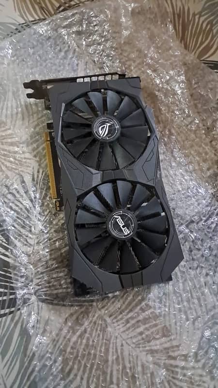 Asus graphic card Rx580 8gb dual fan card condition 10/10 3