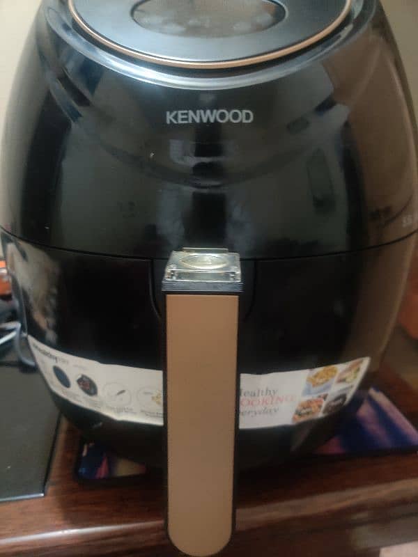 Large Size Kenwood Air Fryer HPF 5.5. 5 L XL 8