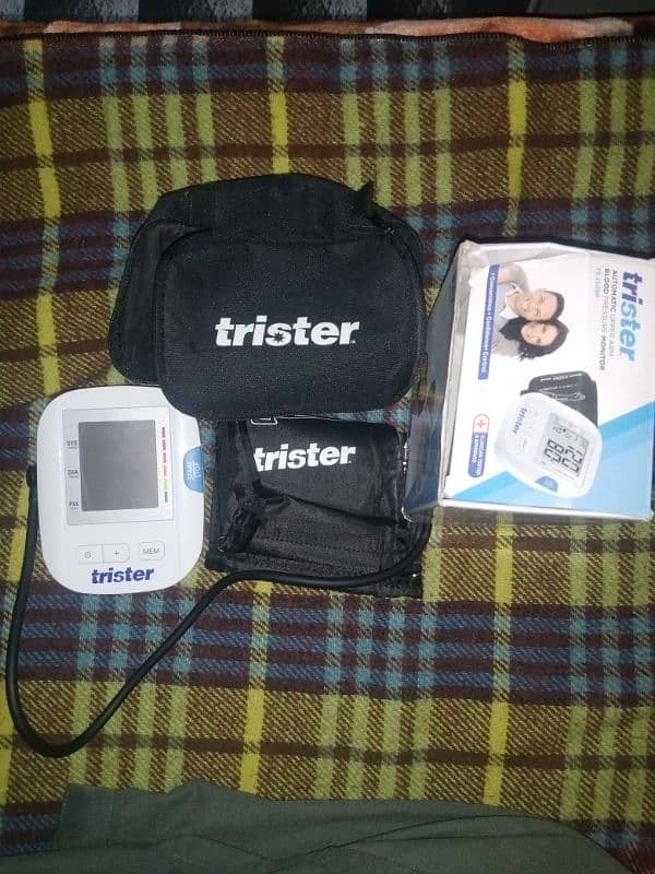 Blood pressure monitor machine Trister 8