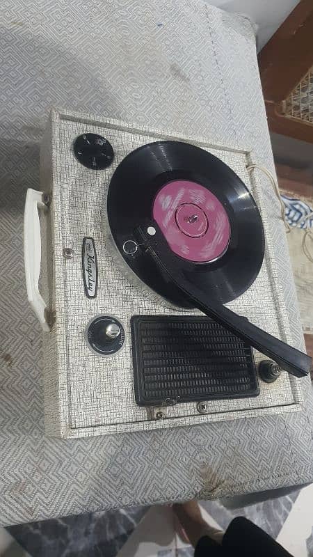 OLD VINTAGE WEBCOR MELODY HI-FI ELECTRIC TURNTABLE MODEL 0