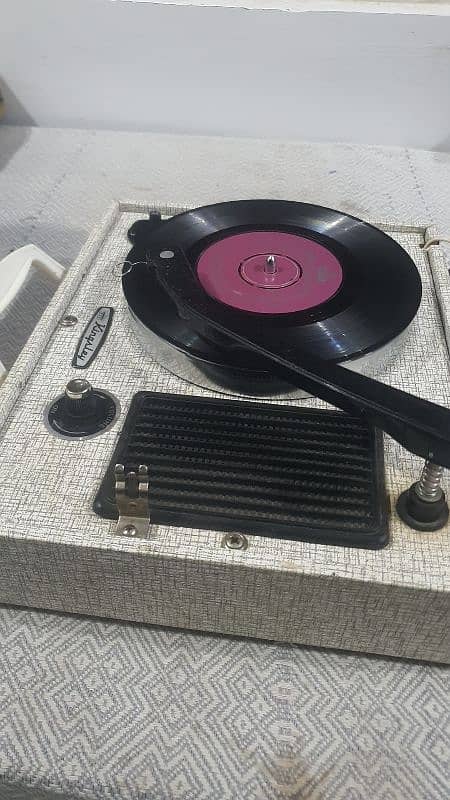 OLD VINTAGE WEBCOR MELODY HI-FI ELECTRIC TURNTABLE MODEL 1