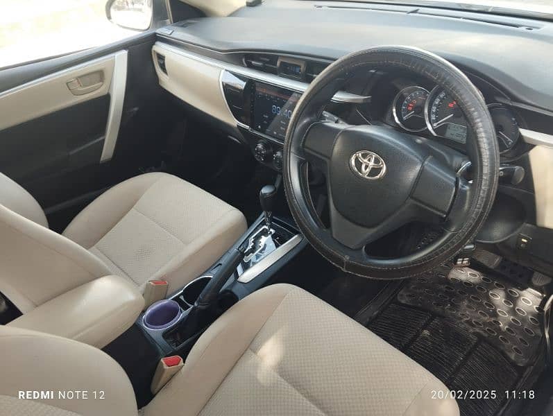 Toyota Corolla Altis 2016 10