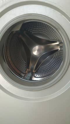 Samsung Front Load: Smart Wash, Sparkling Results