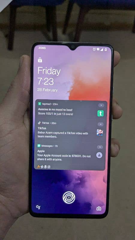 OnePlus 7T 8/128 0