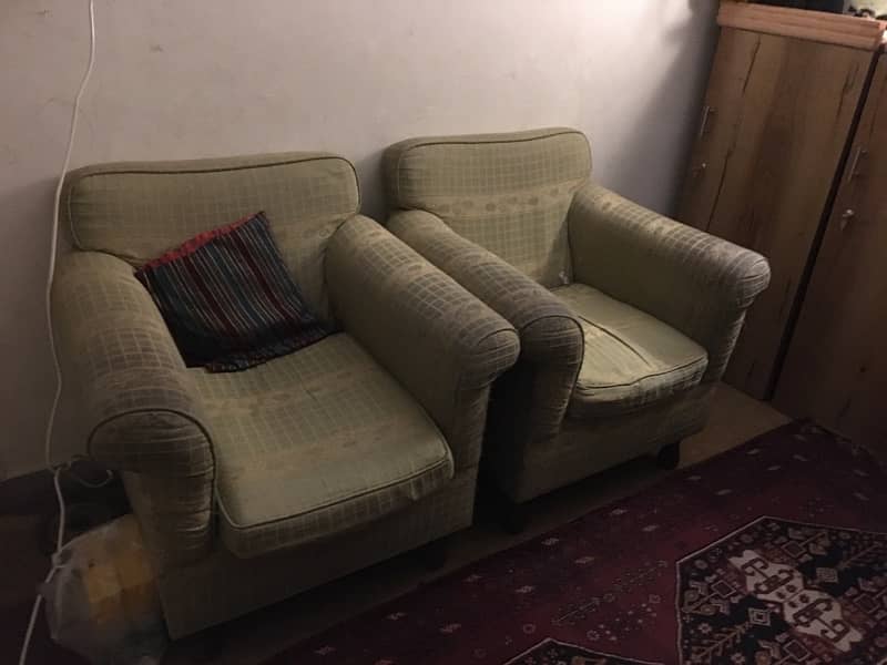 USED 5 SEATER SOFA SET 1