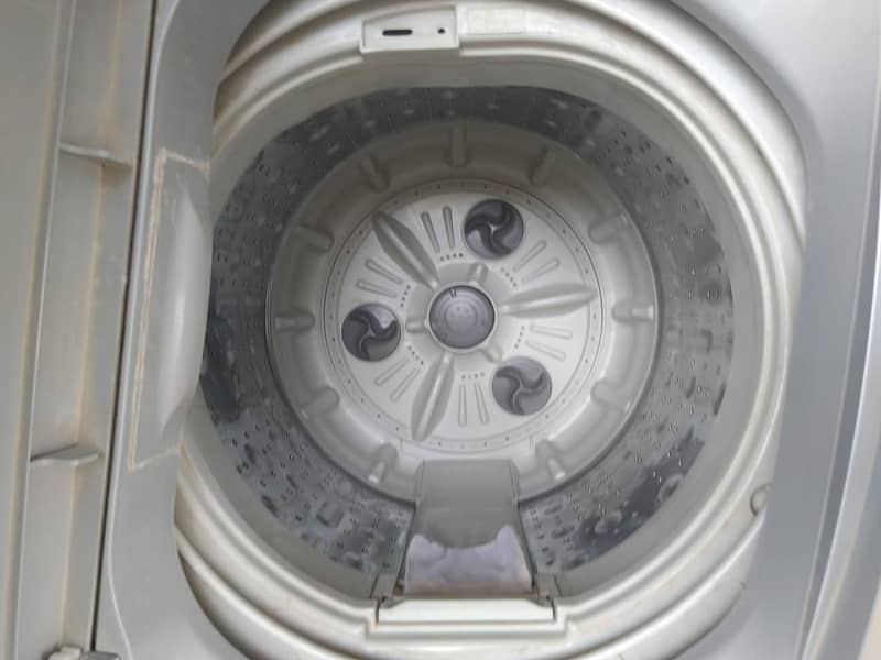 LG Automatic Washing Machine for Sale 5