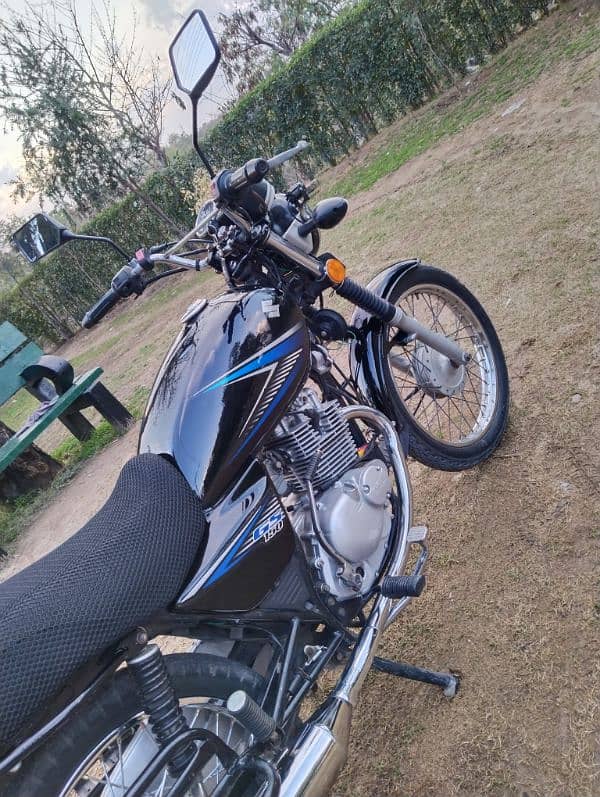 SUZUKI GS-150 2