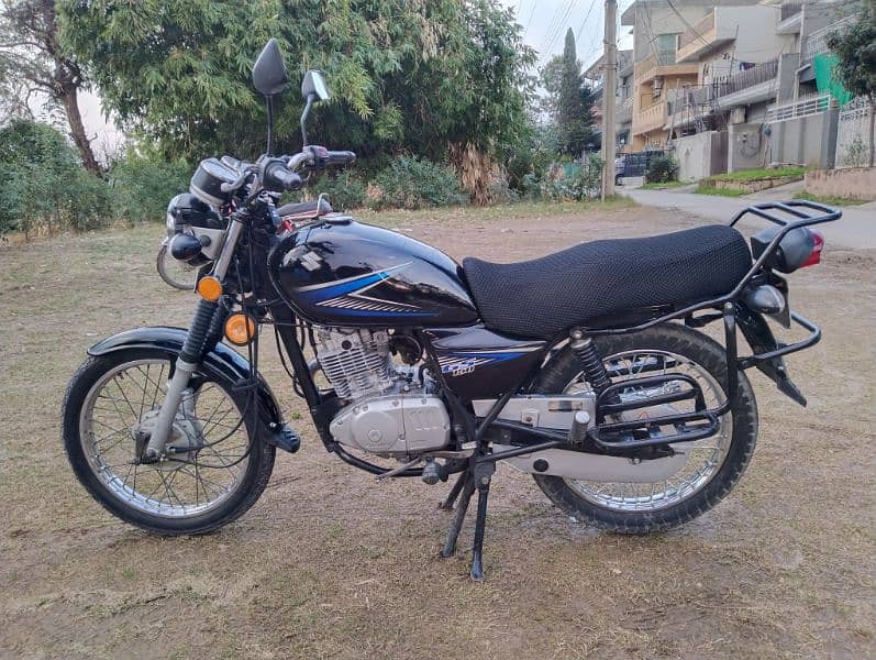 SUZUKI GS-150 4