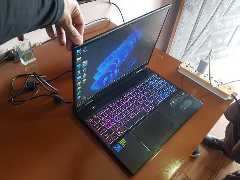 RTX 4050 Acer Predator Helios Neo 16 for Sale 4