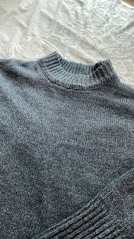 Gray Sweater 0