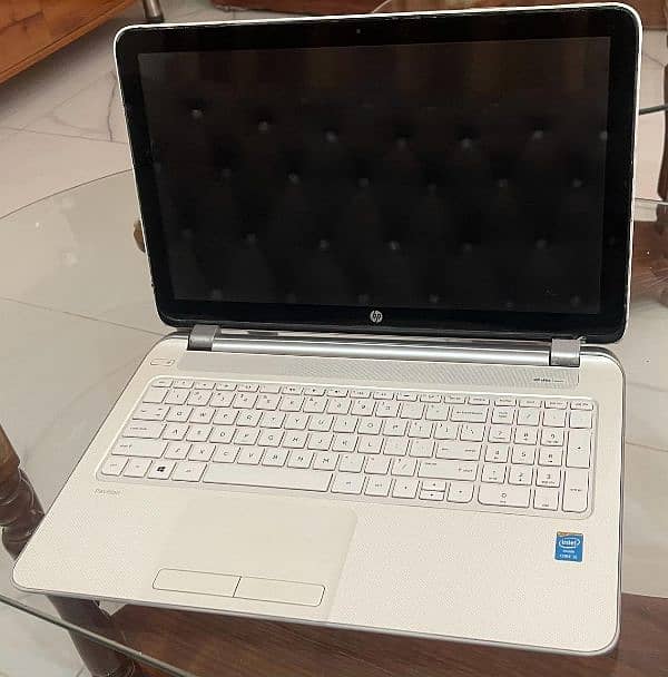 HP LAPTOP 0