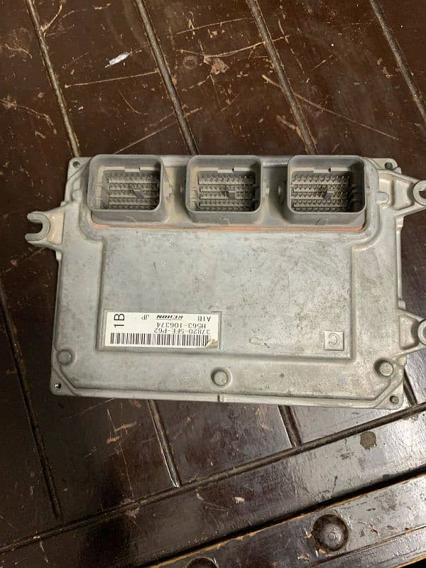 Honda Civic engine ECU computer 0