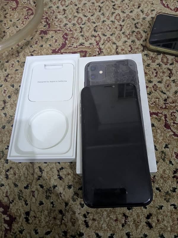 Iphone 11 (pta approved) with box.  10/10 2