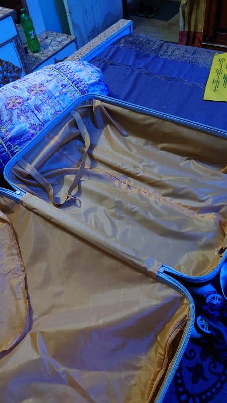 Luggage Bag New No Used 6