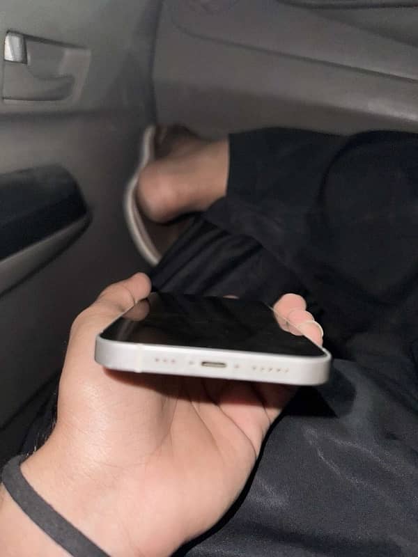 iphone 12 3