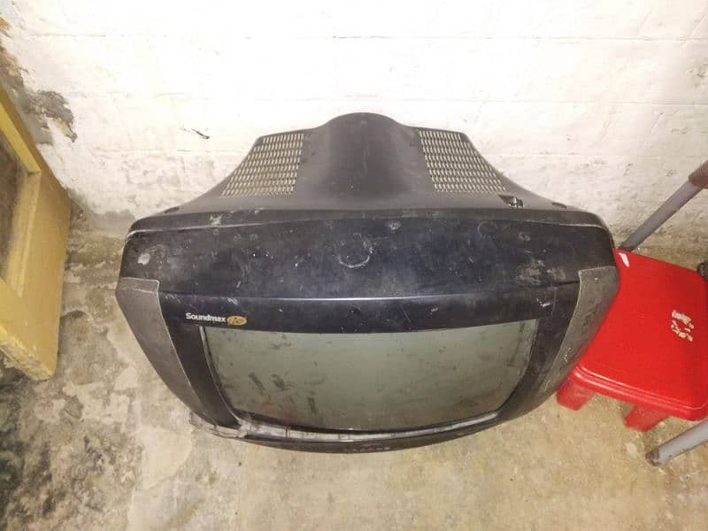 Defective old LG TV Sound Max model  24 inch 7