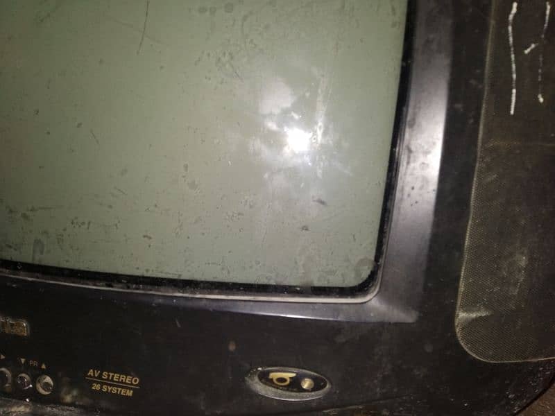 Defective old LG TV Sound Max model  24 inch 8