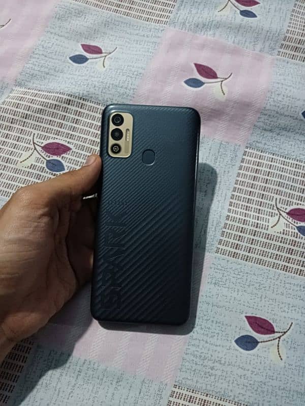 Tecno spark 7t 11