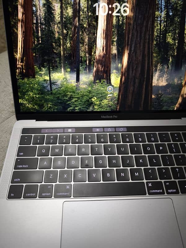 Apple MacBook Pro 2