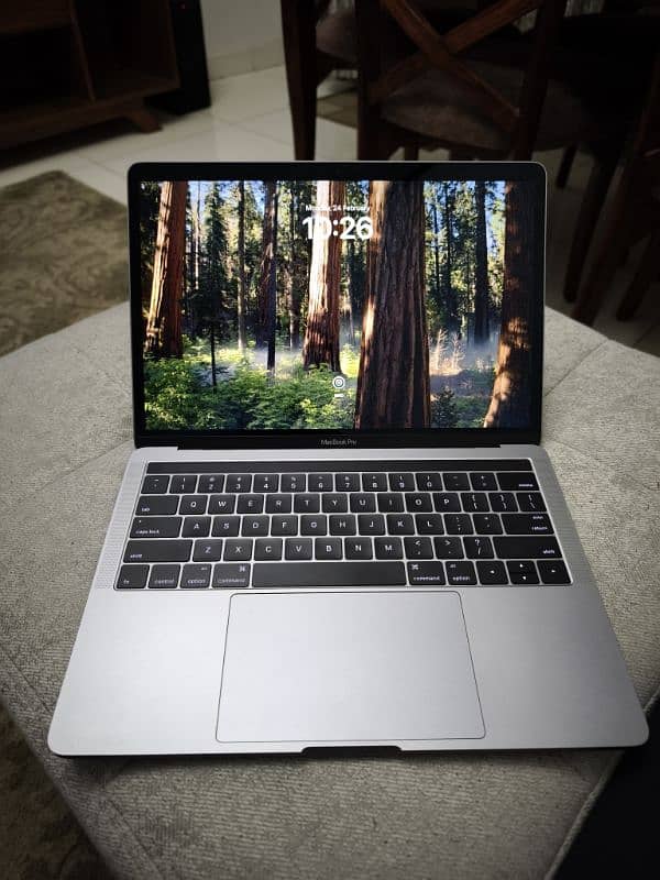 Apple MacBook Pro 4