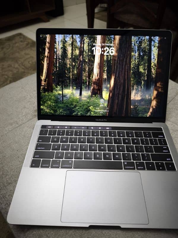 Apple MacBook Pro 5