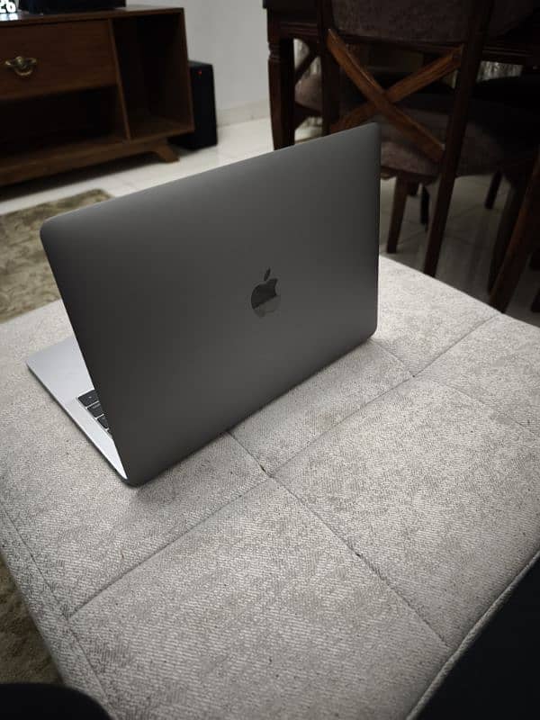 Apple MacBook Pro 6