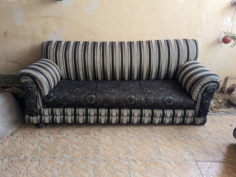 BLACK ROYAL STYLE SOFA 3