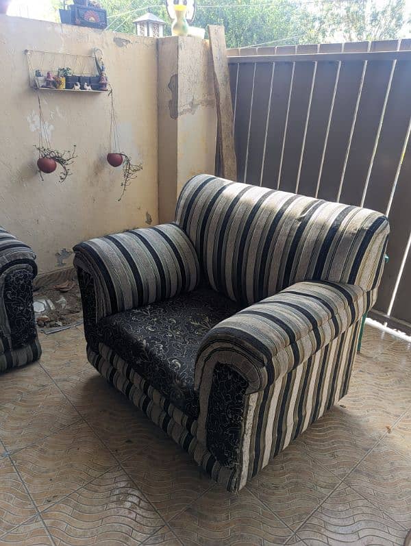 BLACK ROYAL STYLE SOFA 7