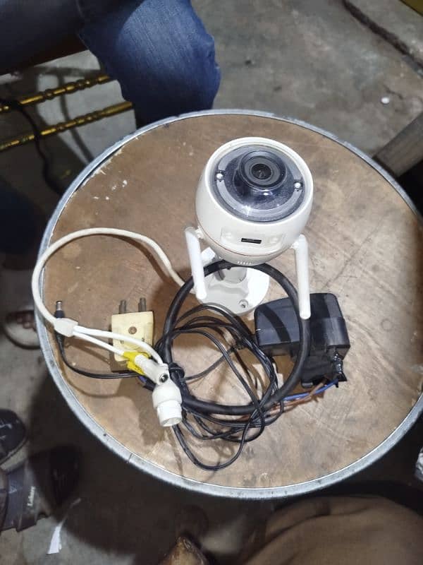 Ezviz H3C 4MP 2K Plus camera 1