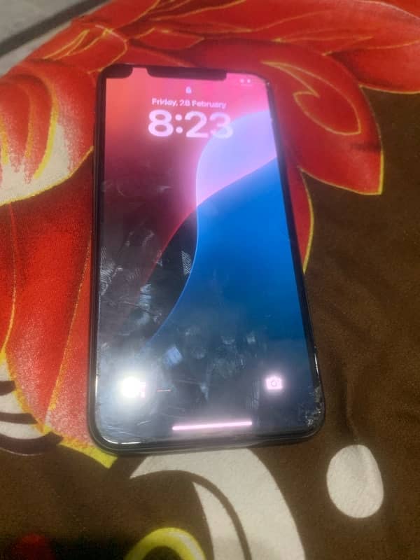 iphone 11 pro max  256 GB  Non PTA 4