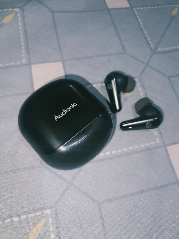 audionic 595flip earbuds 1