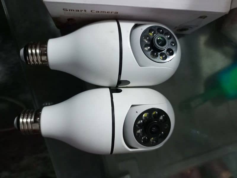 2 pcs Smart Wifi Cameras for sale 1