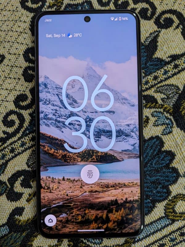 Google Pixel 8 like brand new 0